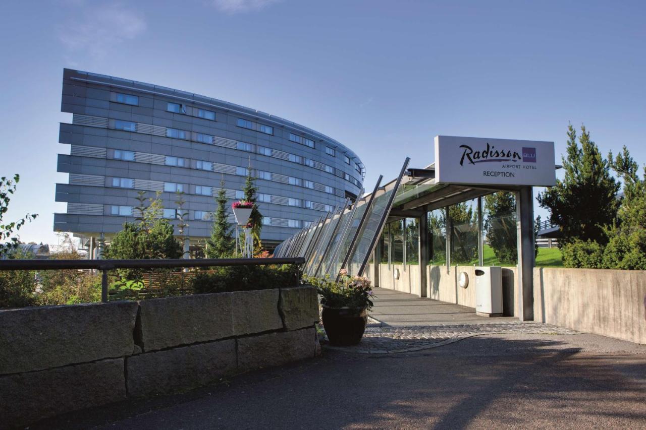 Radisson Blu Airport Hotel, Oslo Gardermoen Bagian luar foto